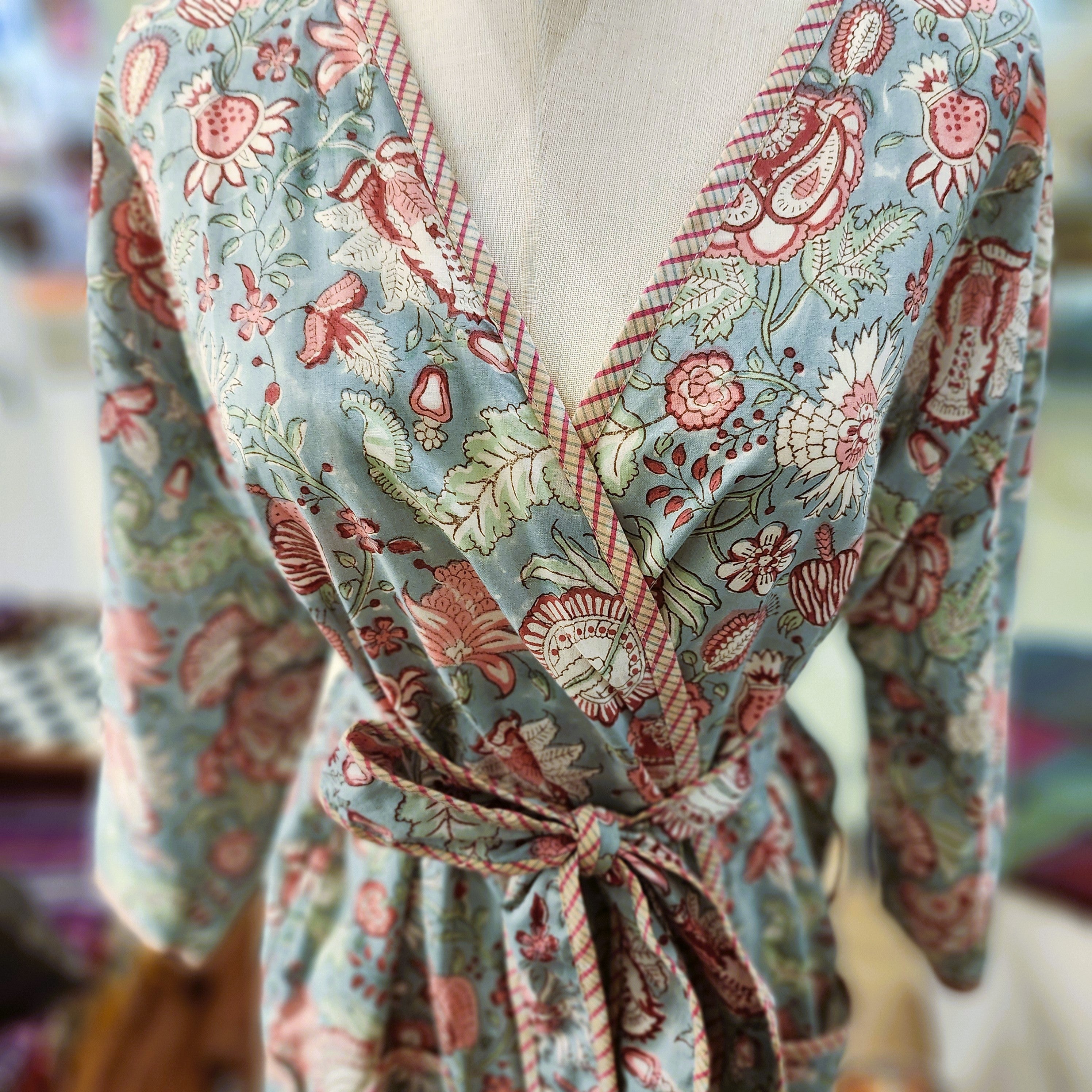 Cotton block print robe in hibiscus design, handmade lightweight dressing gown with hand-printed pattern, close-up view