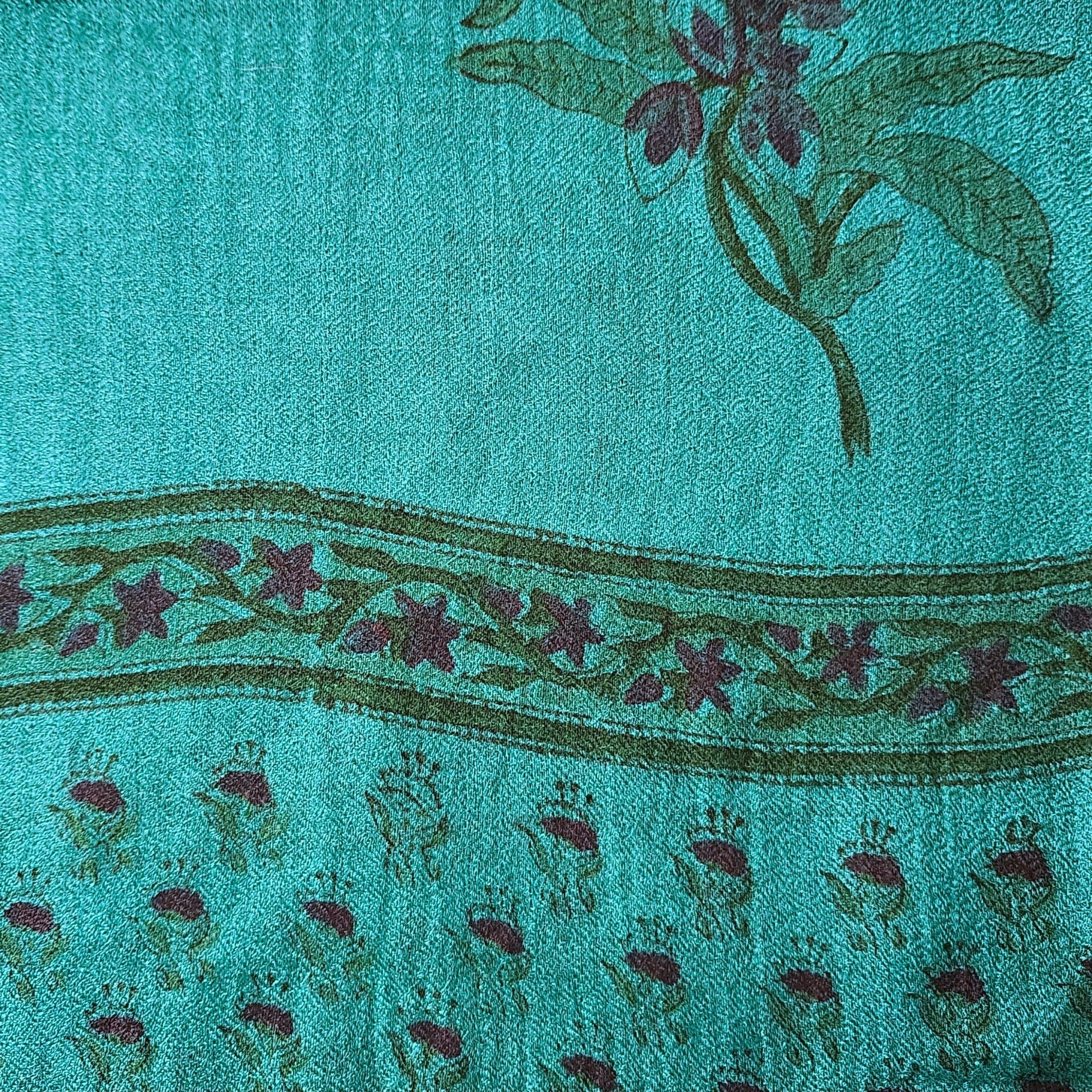 Block printed soft wool shawl with floral motif on a light ground, lightweight, 72 x 200 cm