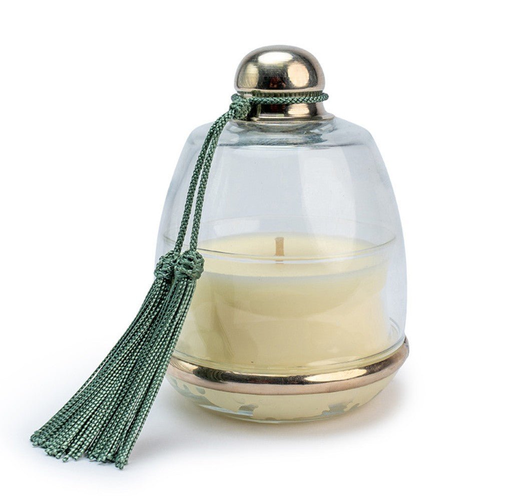 Mint and green tea scented soy candle under a glass cloche, 12 x 7.5 cm, around 40 hours burn time