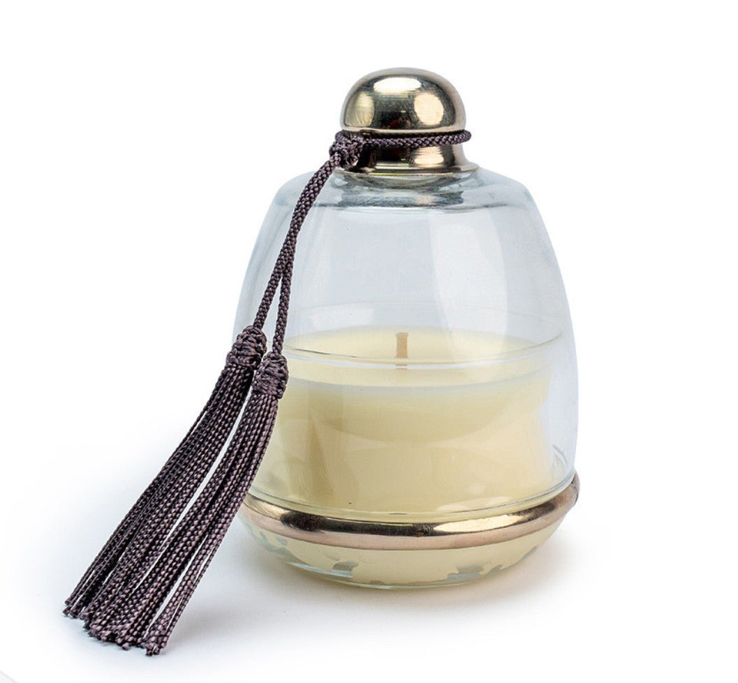 Cloche Mocca Oriental candle, scented candle with a warm oriental fragrance, a decorative home fragrance accent.