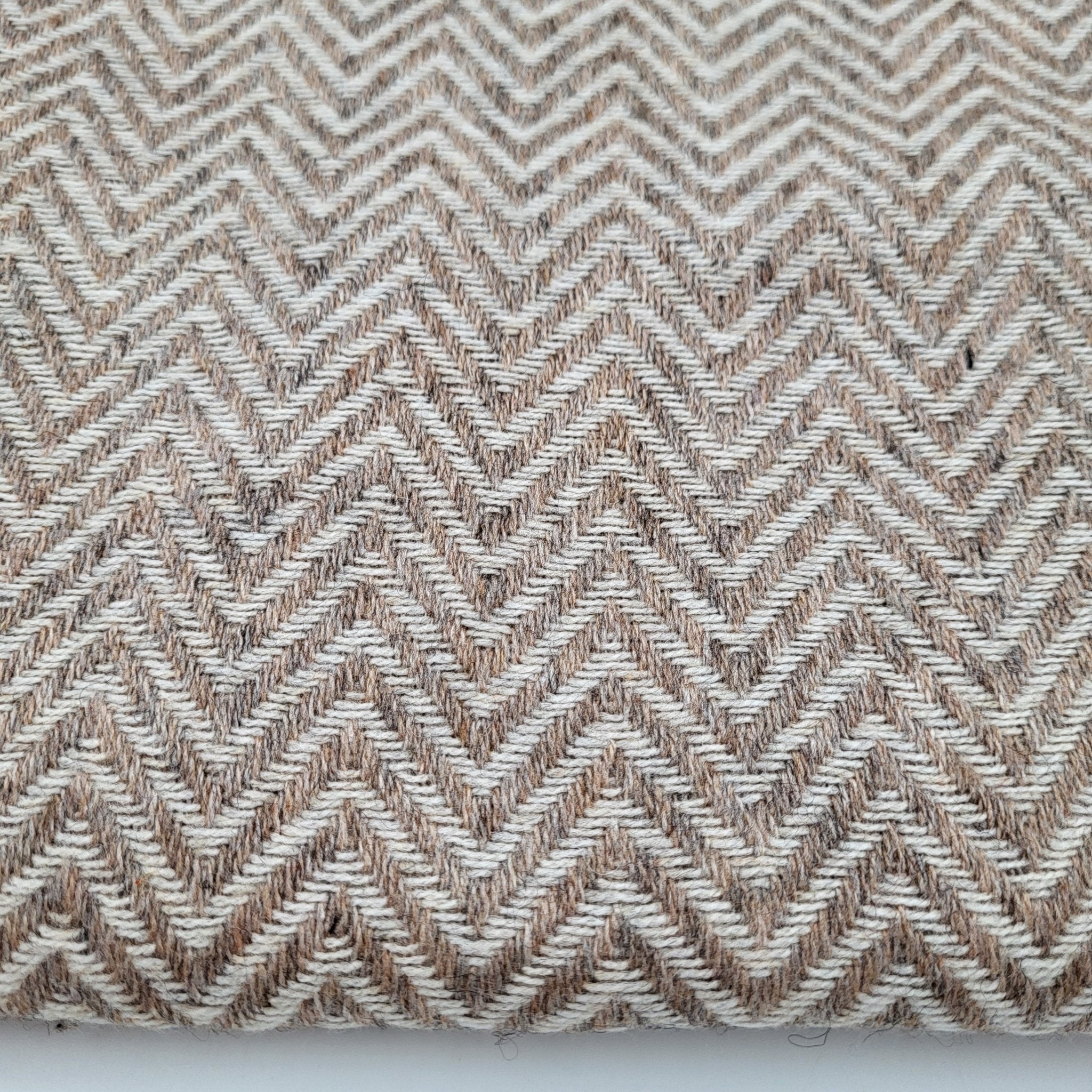 Herringbone cashmere shawl in beige, 70 x 200 cm, soft and lightweight