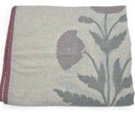 Single dohar with a poppy block print, 150 x 225 cm, a lightweight cotton blanket that is machine washable