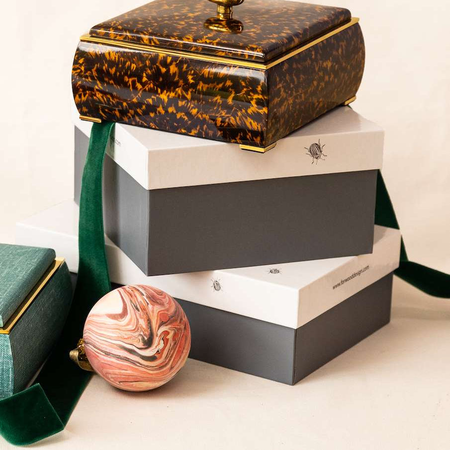 Sophie jewellery box in faux tortoiseshell, 17 x 17 cm, with aubergine lining and a brass pebble knob