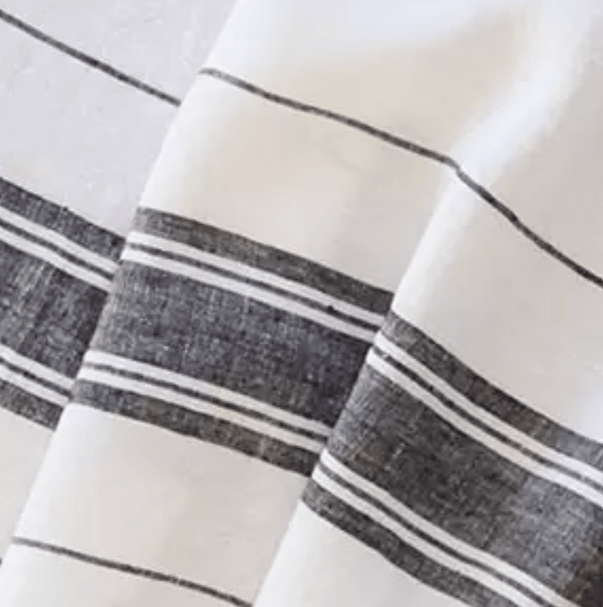 Ivory broad-striped tablecloth in pure linen, 165 x 250 cm, machine washable, made in Portugal