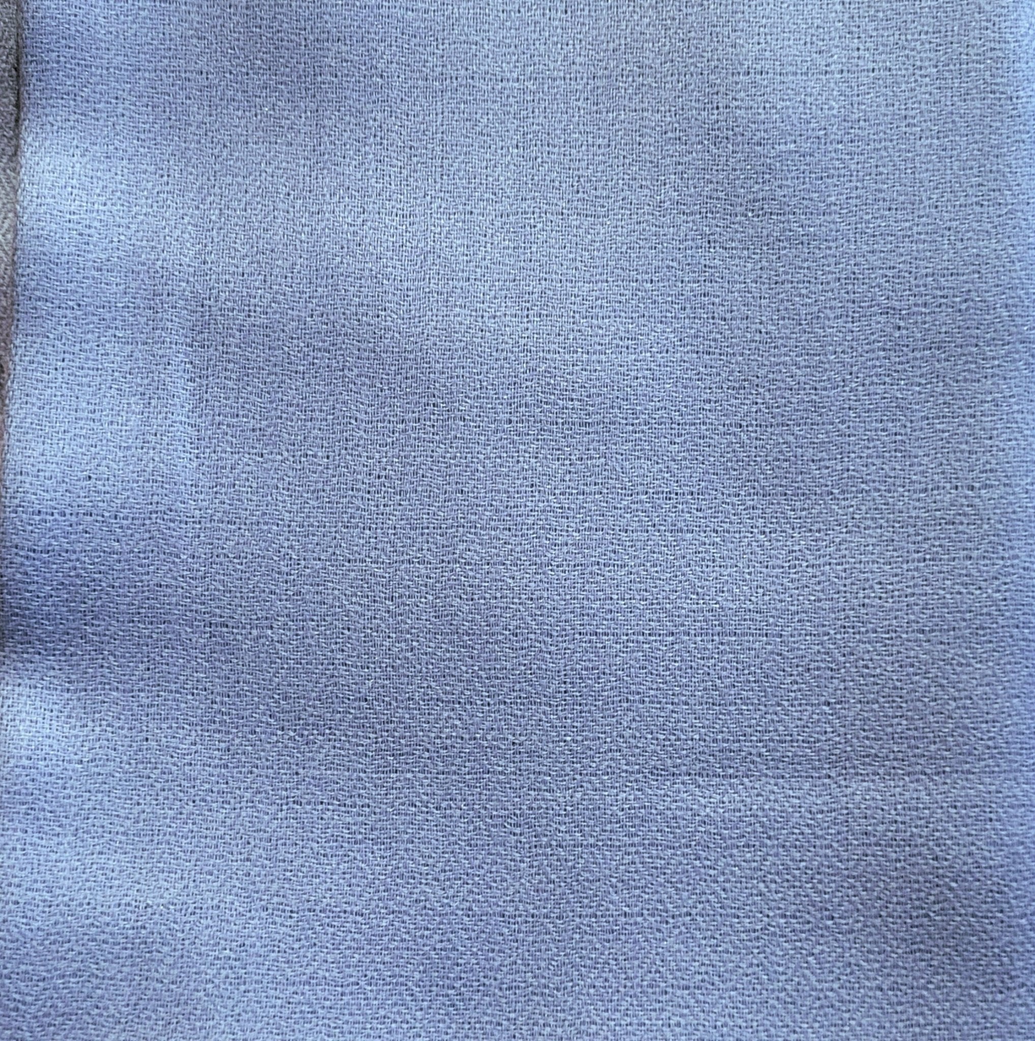 Plain 100% pashmina shawl in mauve, a soft lightweight handwoven wrap, 72 x 200 cm