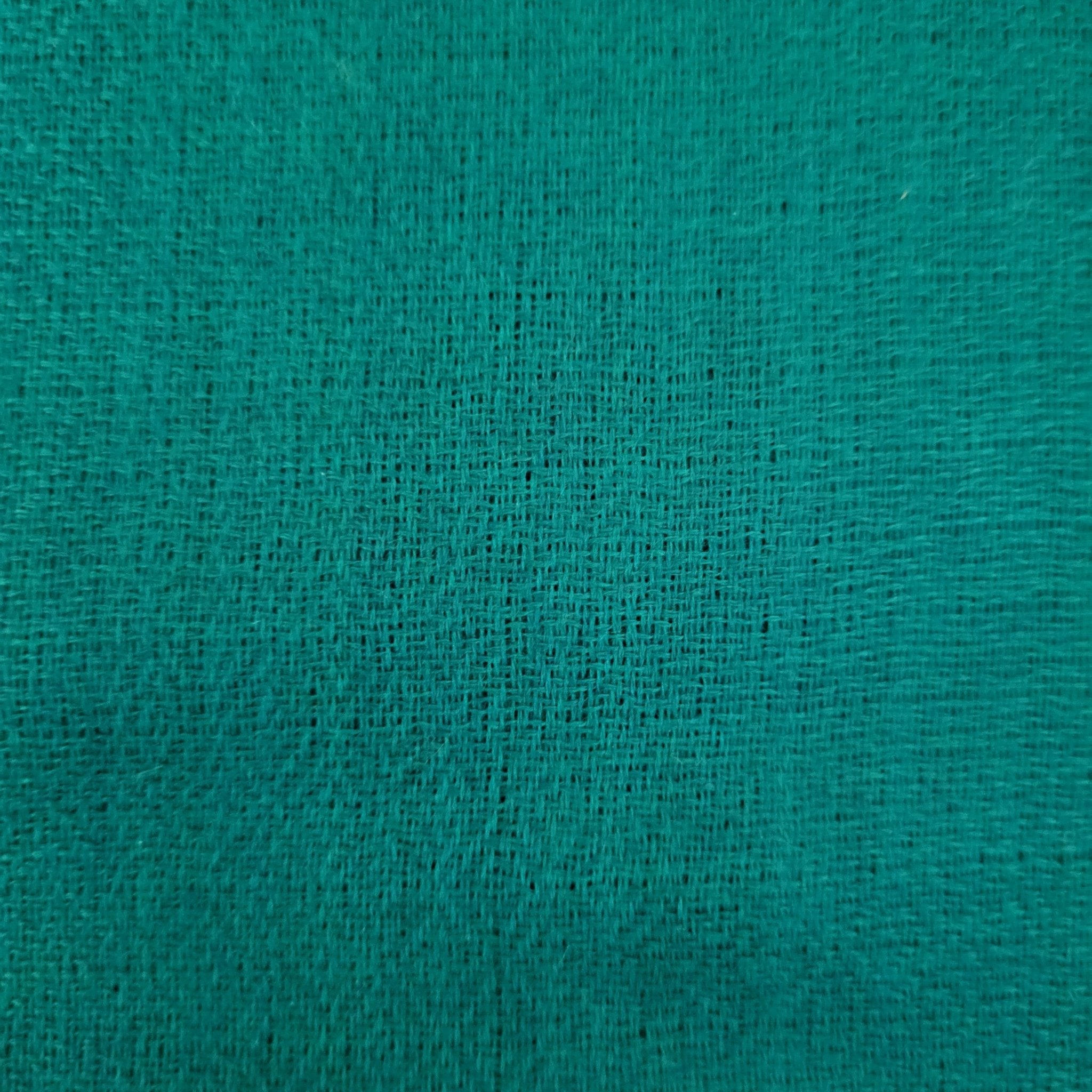 Plain 100% pashmina shawl in emerald, a soft lightweight handwoven wrap, 72 x 200 cm