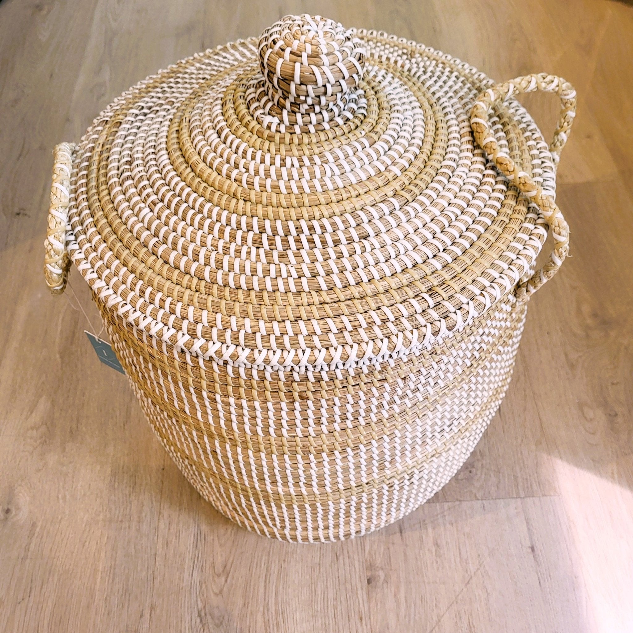 Seagrass Laundry Basket W/ Lid White, styled in a home setting - buy homeware, tableware and interior accessories at Inside