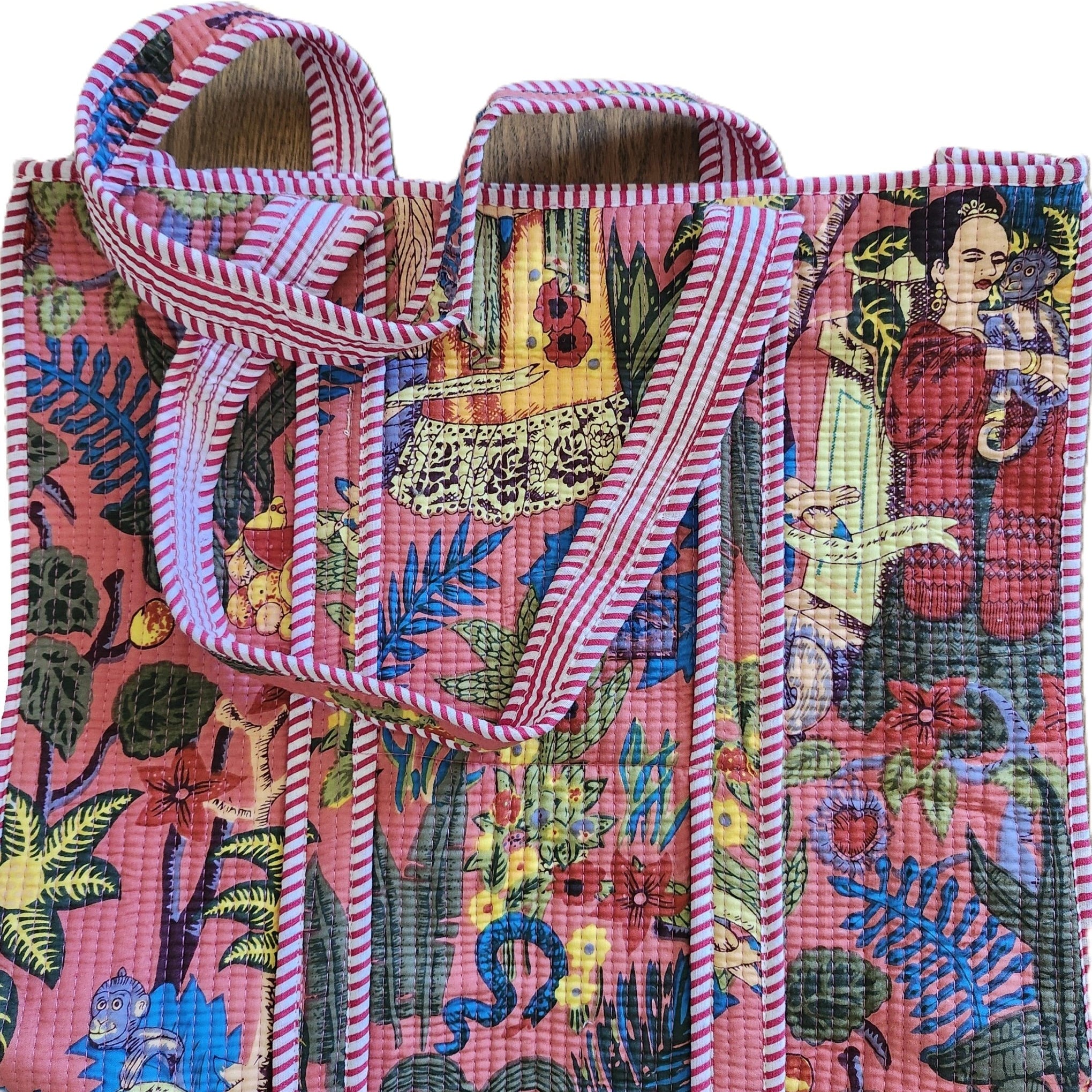 Block Print Shopper Bag Frida: block-printed cotton bag for everyday use, from Inside Living Singapore. Alternative angle.