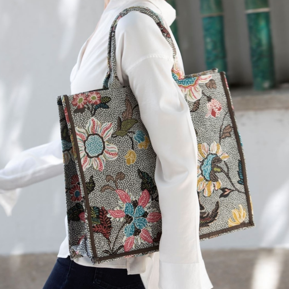 Shopper Flower Linen Grey from Inside Living Singapore. Shown front view.