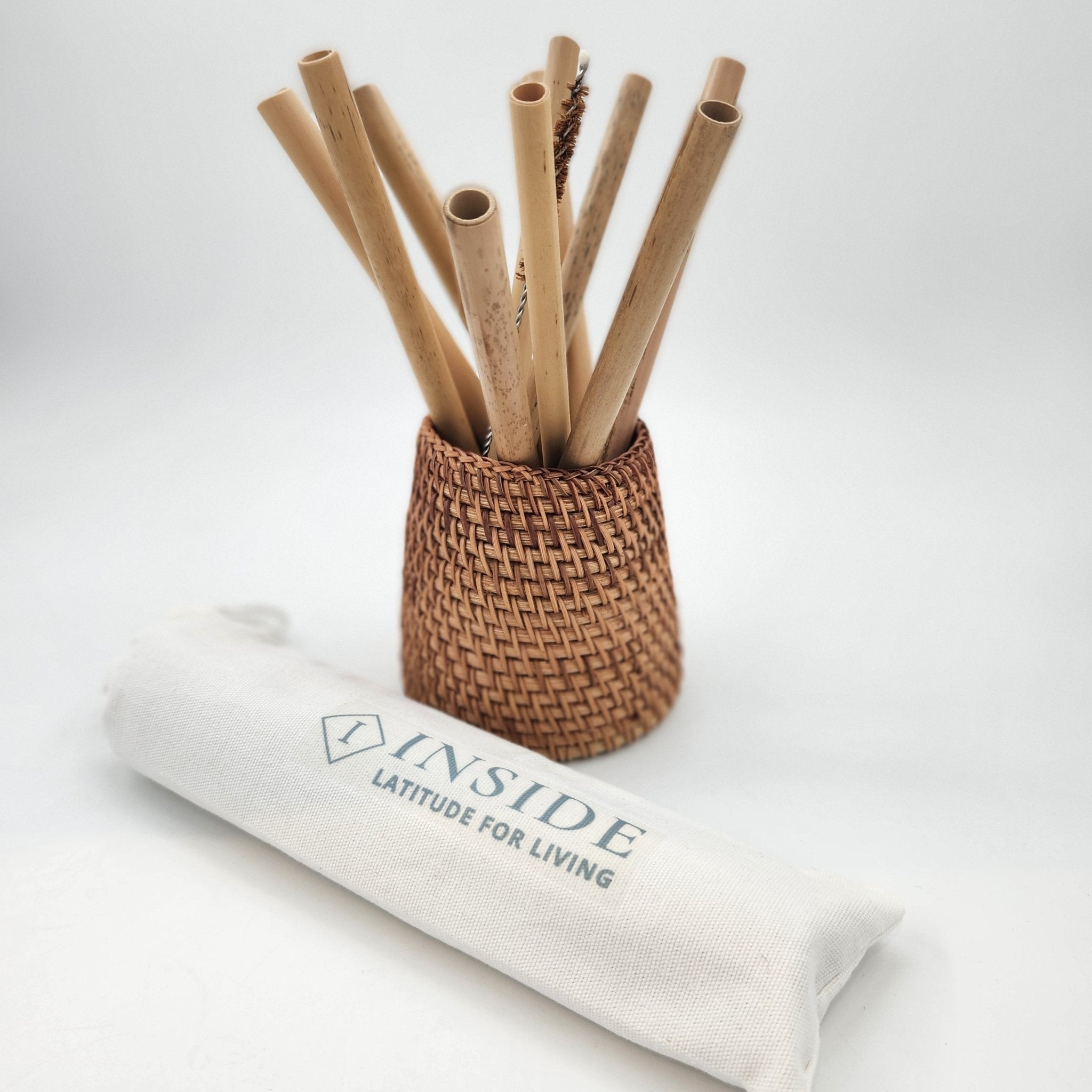 Bamboo straw set of 10, reusable eco-friendly drinking straws, a natural sustainable alternative to plastic.