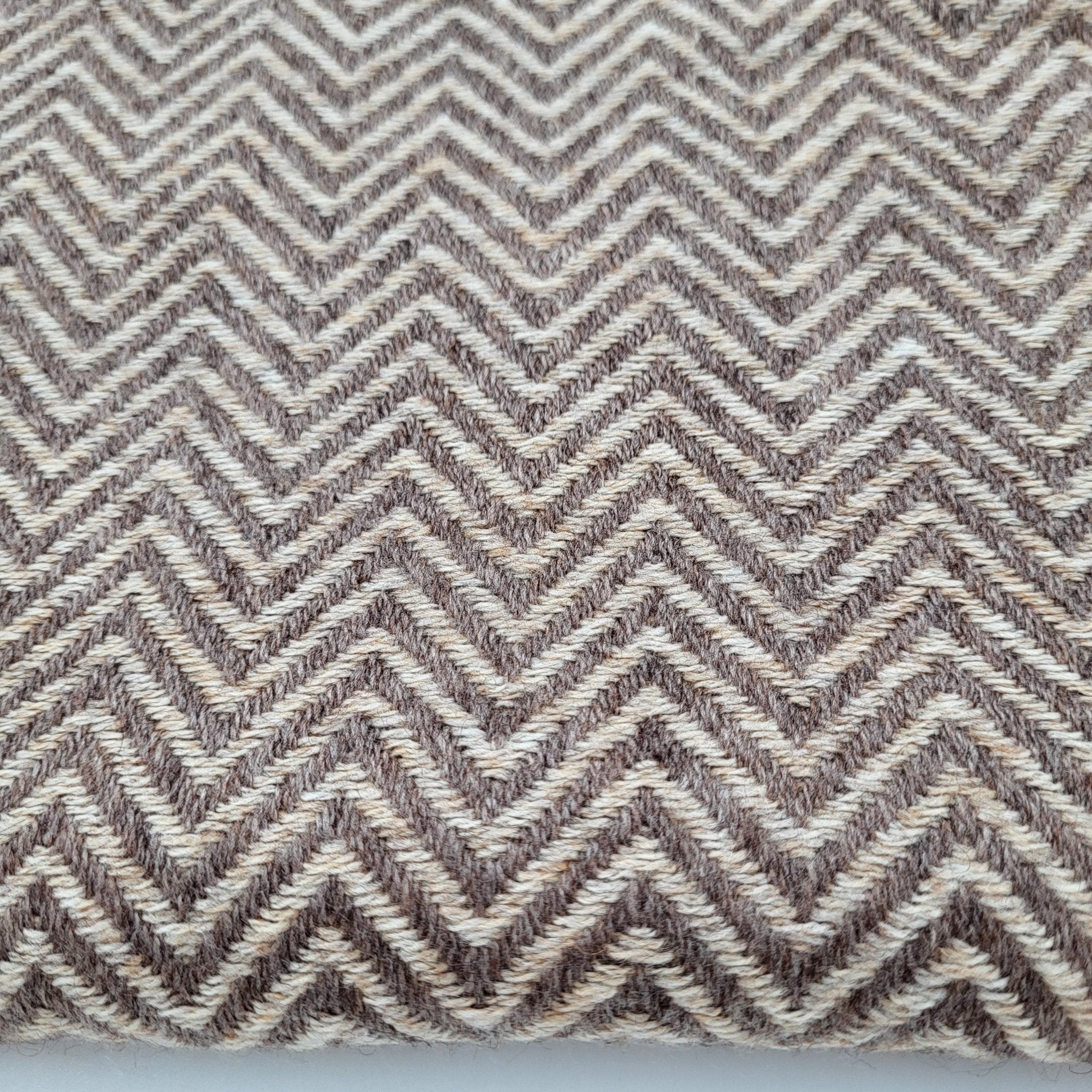 Herringbone cashmere shawl in cappuccino, 70 x 200 cm, soft and lightweight