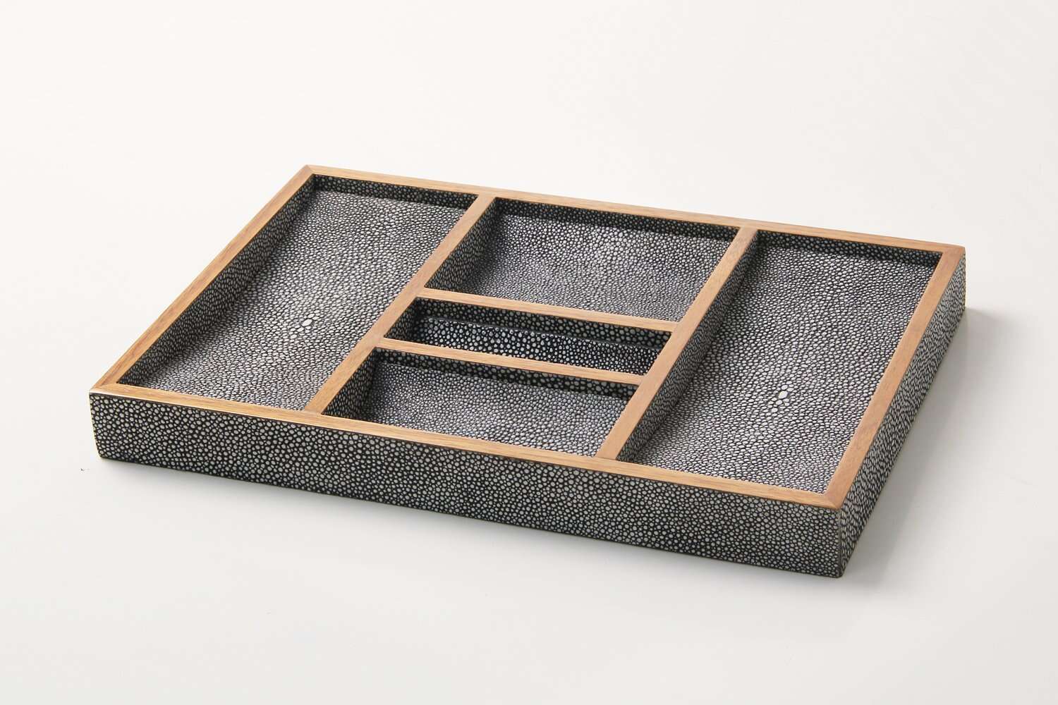 Valet tray in charcoal faux shagreen, 30 x 20 cm, an elegant organiser for a bedside or hall table