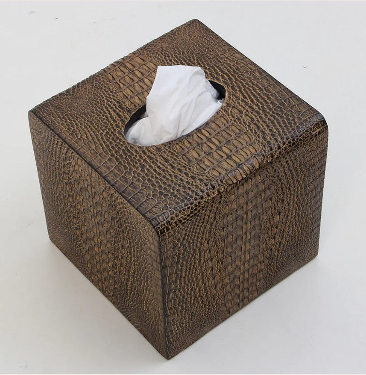 Square tissue box cover in crocodile-embossed finish, fits standard cube boxes, 14 x 14 x 14 cm