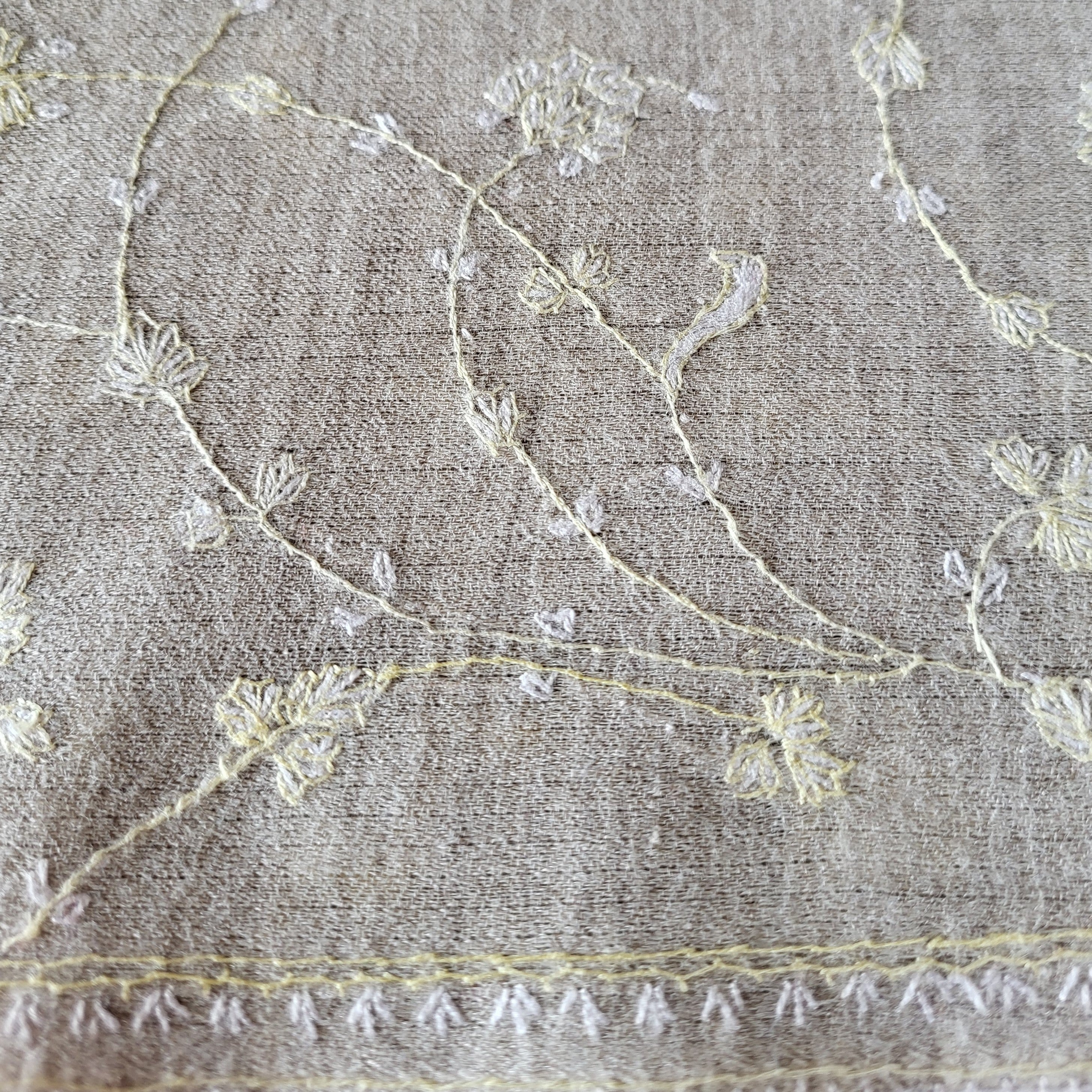 Pashmina shawl hand embroidered with a botanical pattern, 110 x 225 cm, soft and lightweight