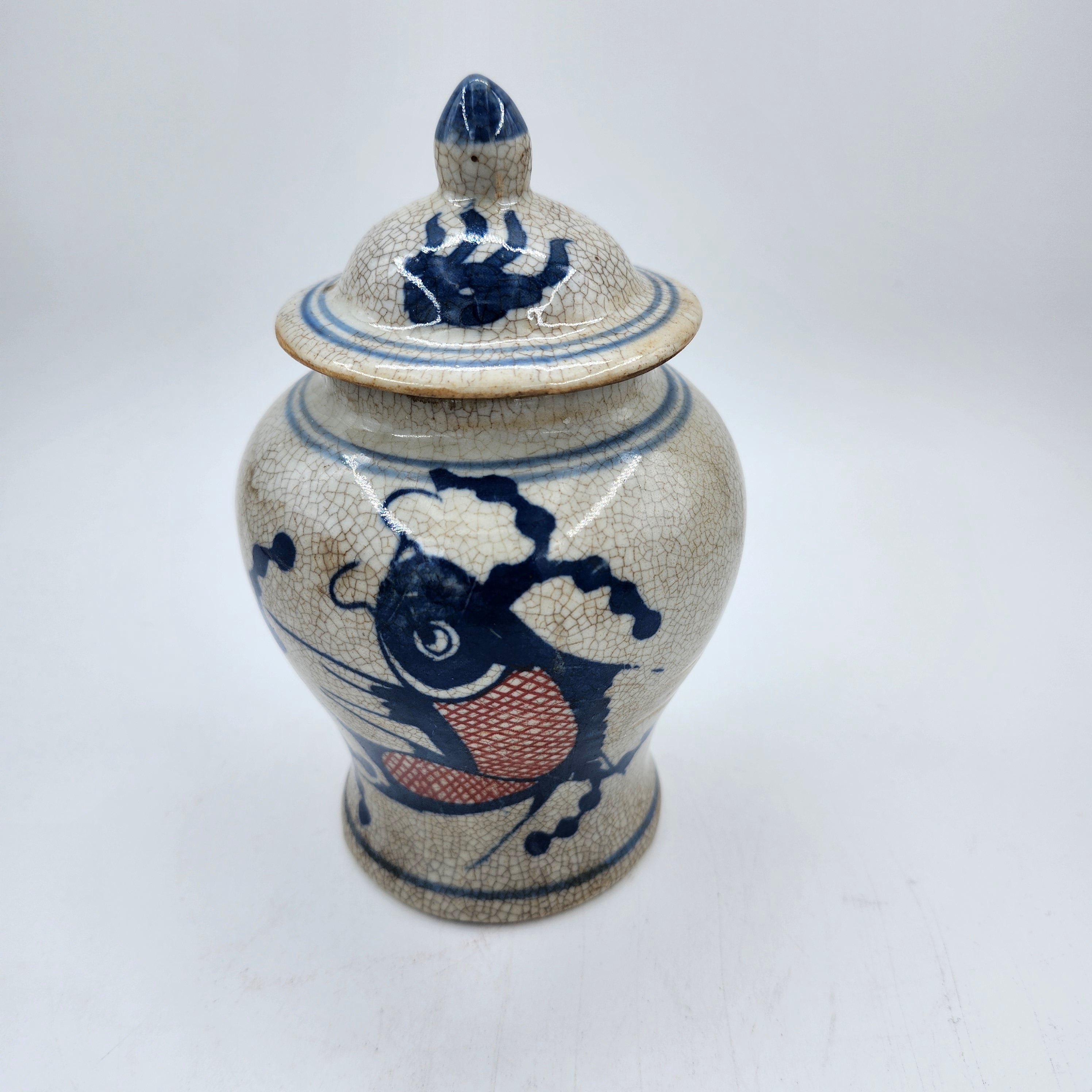 Botanical Gardens scented soy candle in a ceramic temple jar with catfish, 18 x 15 cm, 550 ml, single wick
