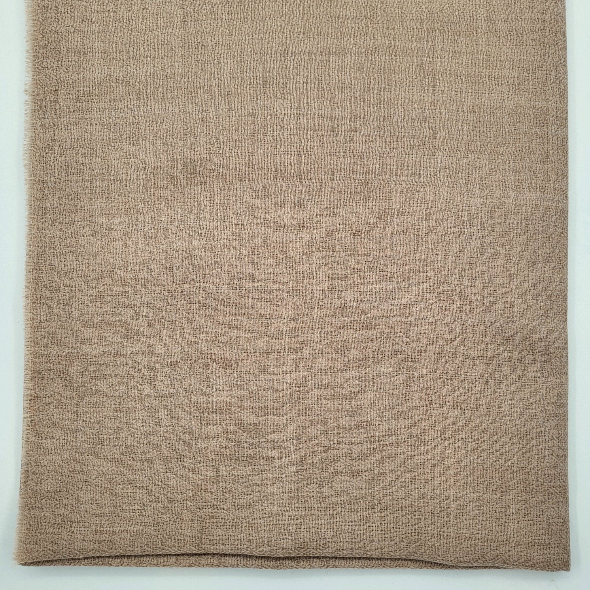 Plain 100% pashmina shawl in natural, a soft lightweight handwoven wrap, 72 x 200 cm