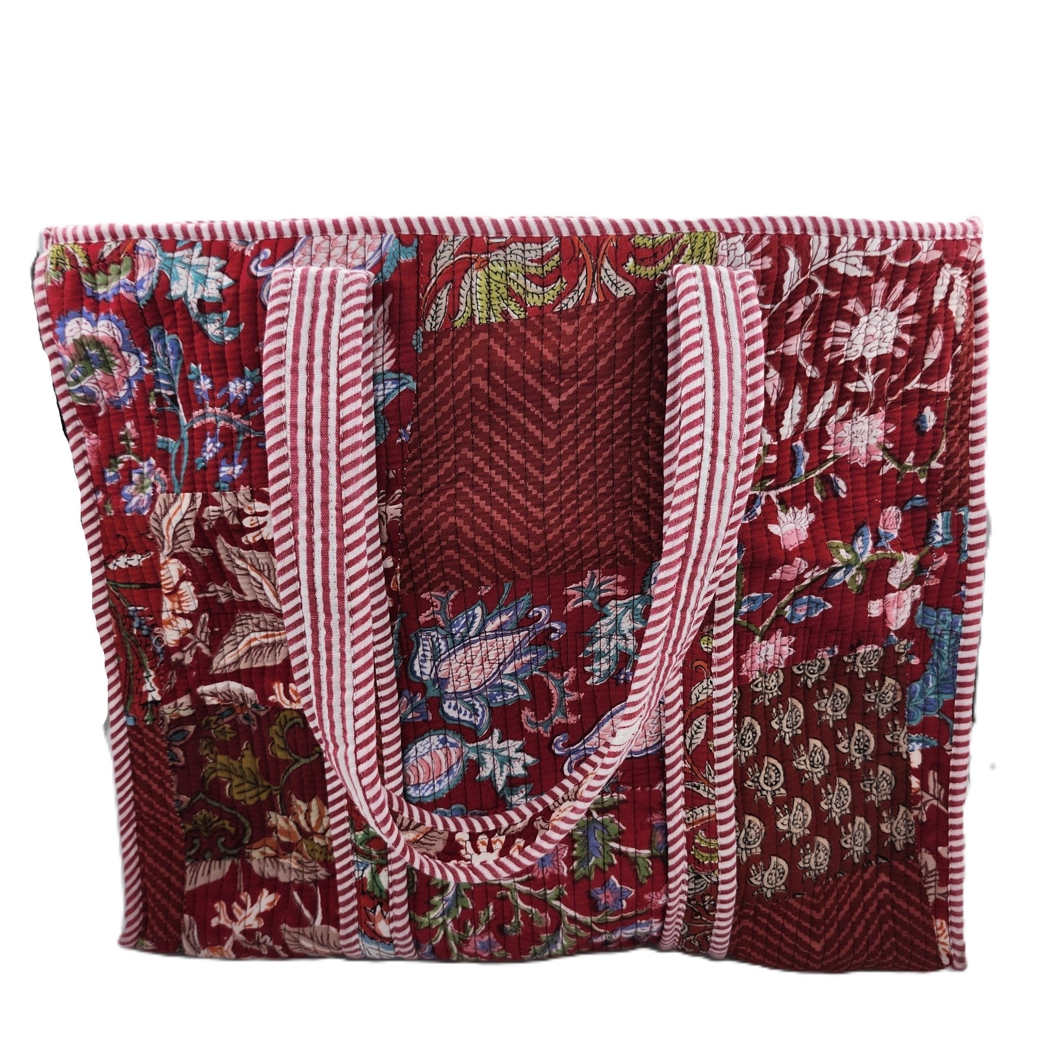 Quilted block print cotton shopper bag in patchwork design with contrast lining and inner pocket, 43 x 35.5 cm