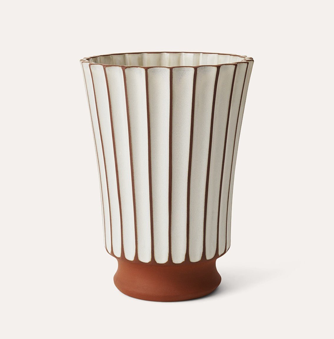 Sthal Salon high ribbed vase in putty, high-fired terracotta, 20 cm diameter