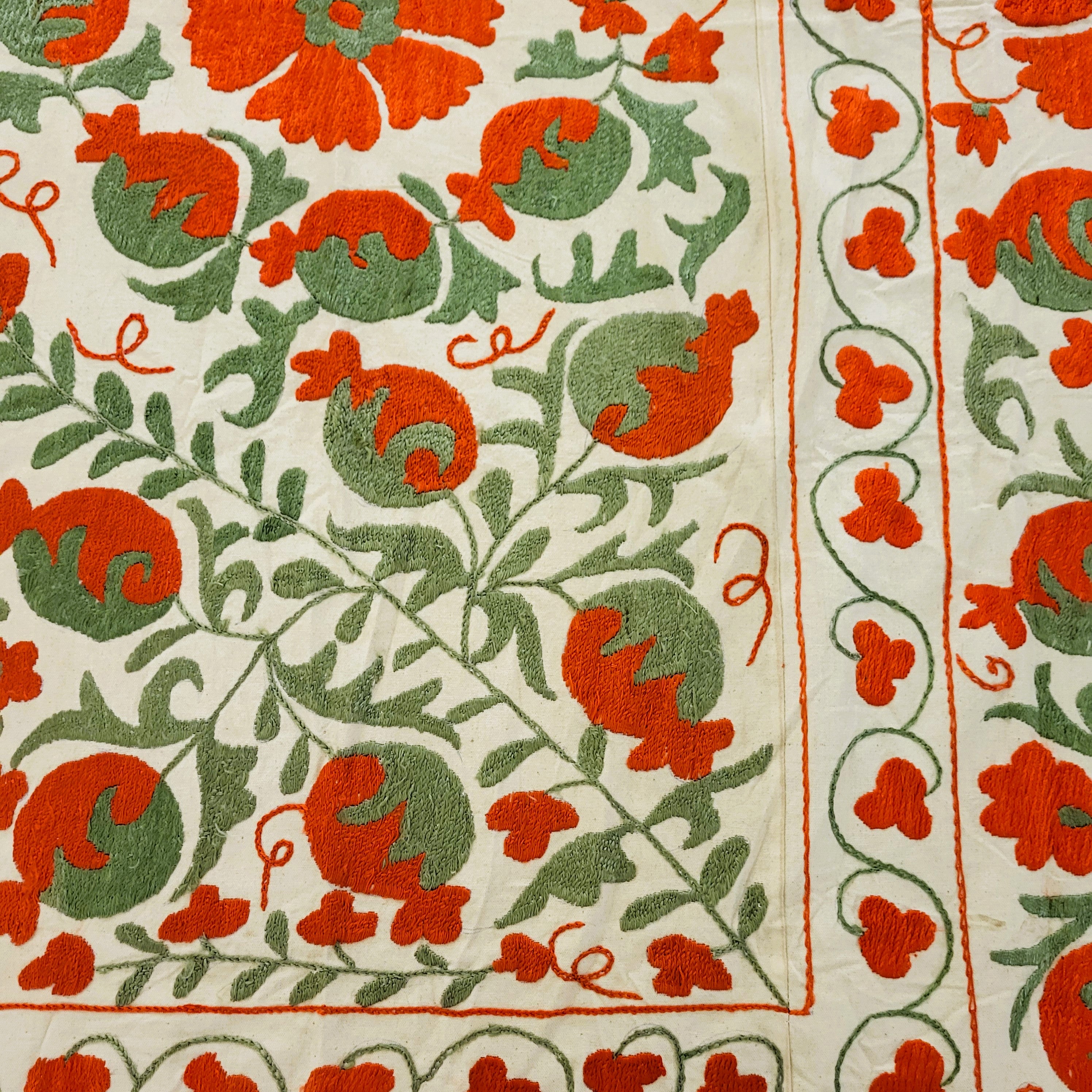 Hand-embroidered suzani in silk on a cotton base, around 200 x 148 cm, for a throw, cloth or hanging