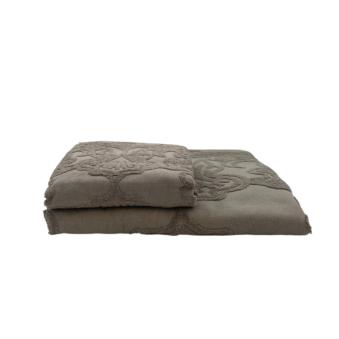 Bô bath towel in grey, lightweight jacquard cotton towel from Vietnam with high absorbency for everyday use