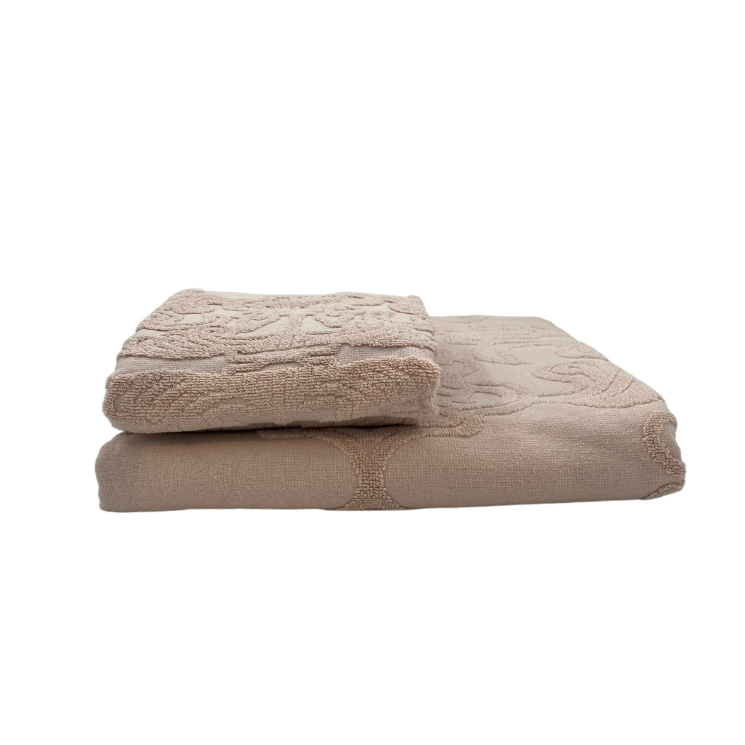 Bô Towel Pearl, part of the Towels collection at Inside Living Singapore, detail of the design.