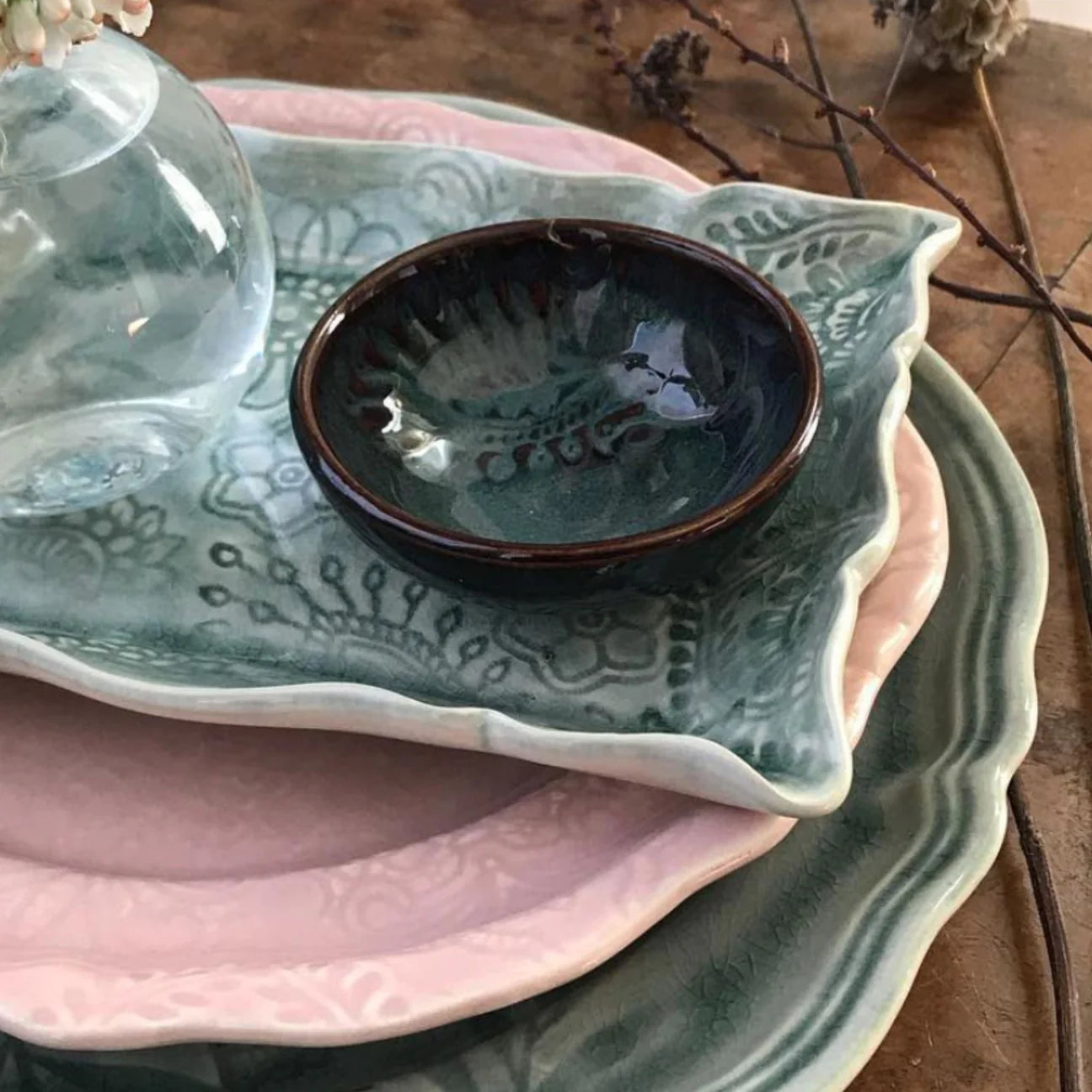 Small dip bowl in fig-glaze stoneware, 8 cm diameter, crafted in Portugal, for salt, spices, sauces or dips